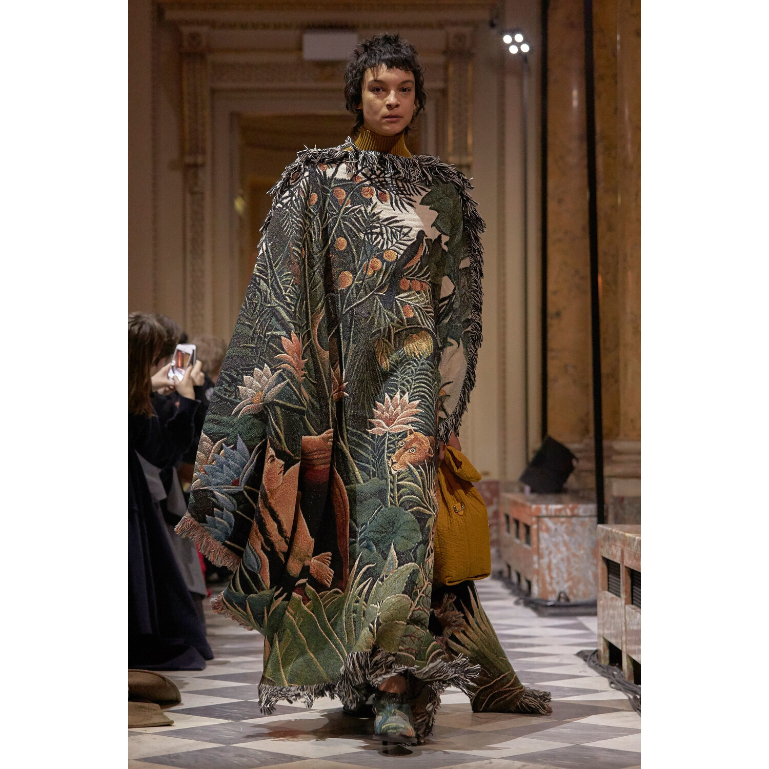 Фото Kenzo La Collection Memento fall 2018 Ready-to-Wear , Кензо осень зима 2018 , paris fashion week pfw Mainstyles